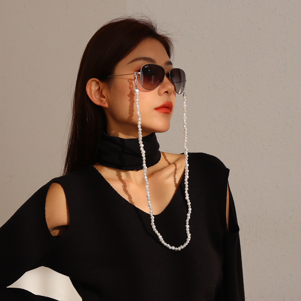 European and American personality fashion geometric glasses chain simple beaded antilost mask chain femalepicture2