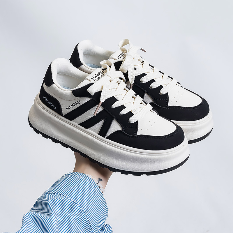 环球高颜值厚底小白鞋2024秋季新款休闲百搭低帮学生运动板鞋女