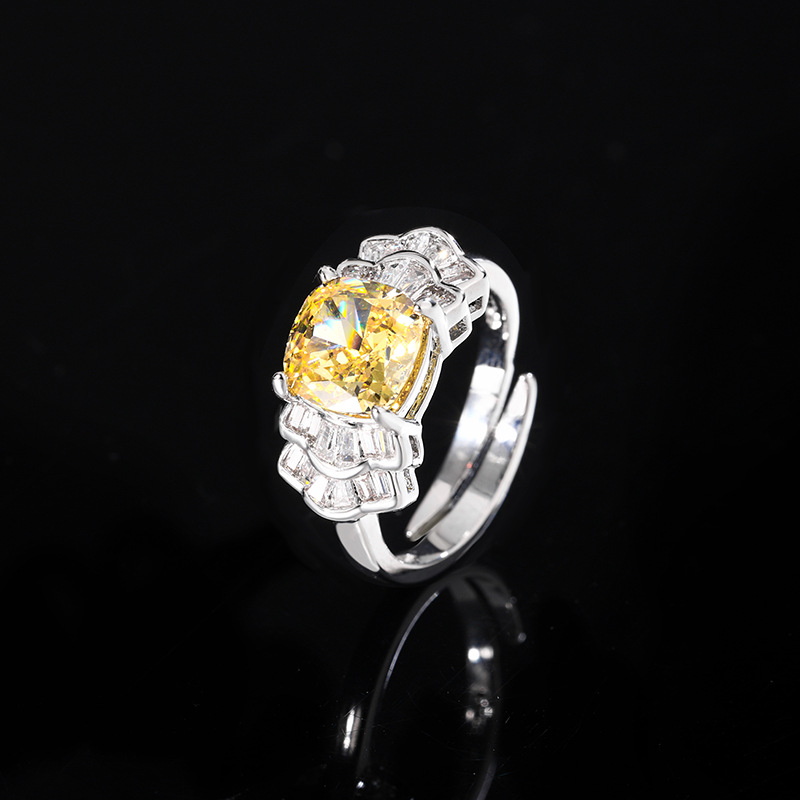Joyas de Zhuang Shengsheng, incrustaciones de cobre, venta caliente, diamantes de alto carbono, flores de hielo, anillos de corte, lazos, diamantes, piedras principales 8*8