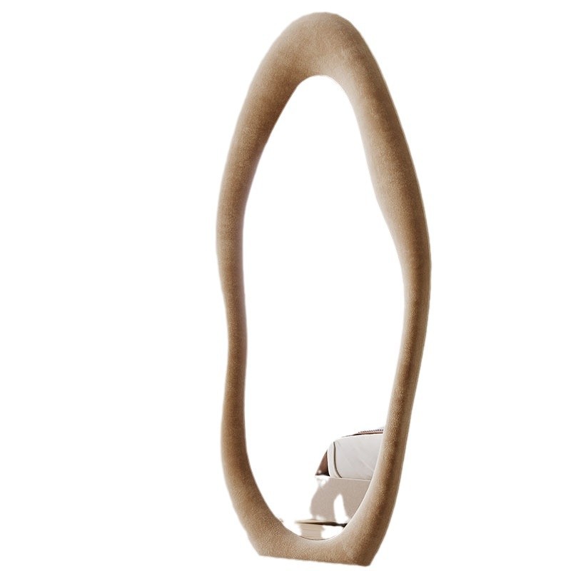 Espejo de cuerpo entero de viento crema Espejo de suelo Espejo de prueba Nórdico Colgado en la pared del dormitorio Salón Espejo de nube de forma especial