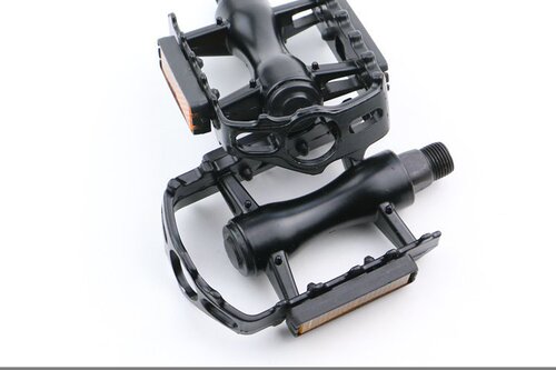Mountain bike pedals, aluminum alloy pedals, anti-slip pedals, bicycle colored pedals, wholesale accessories
