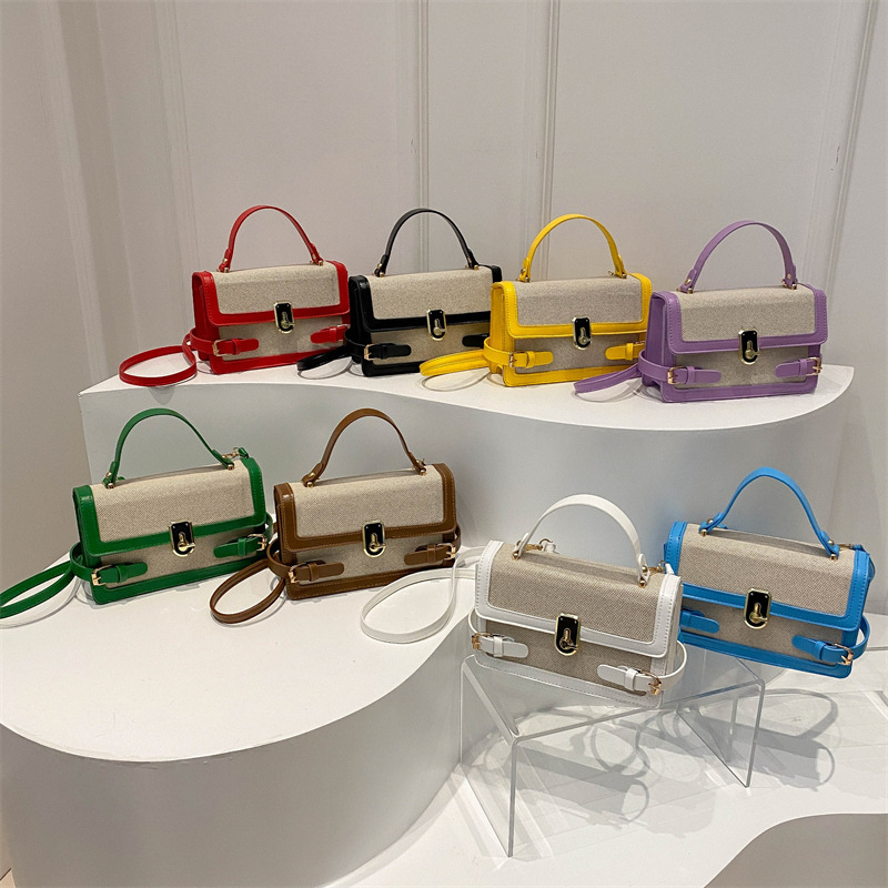 Sac à bandoulière simple tendance de couleur contrastée, élégant et populaire cette année 2024, nouveau petit sac carré pour femme d'été_voghion.com