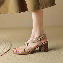 �߸�Ь2023�ļ��¿�ŮЬ�ָ��и��r�bЬ�ێ���Ƥ��Ь