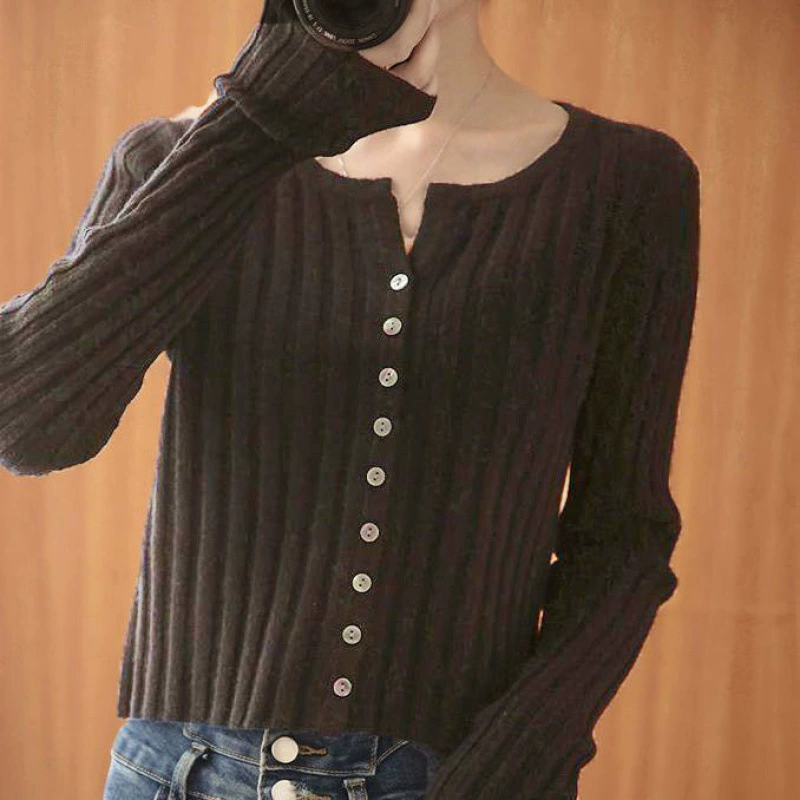 Демисезонная короткая кофта-п cardigan?