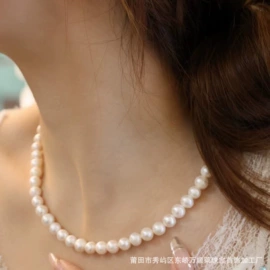 项链;金属工艺品;玉器工艺品