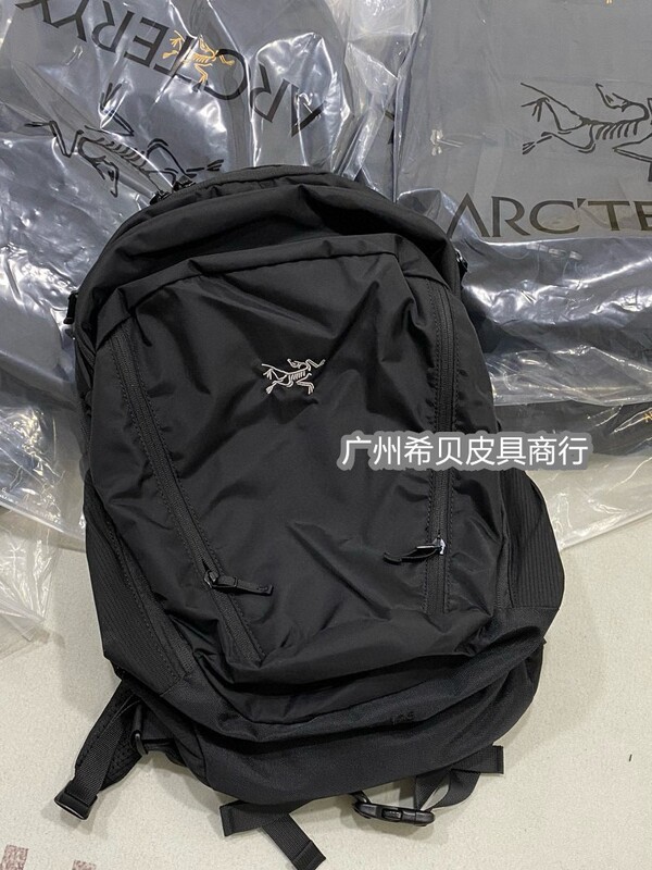 鸟家Mantis26L黑银户外健身登山徒步运动休闲旅行双肩背包书包|undefined