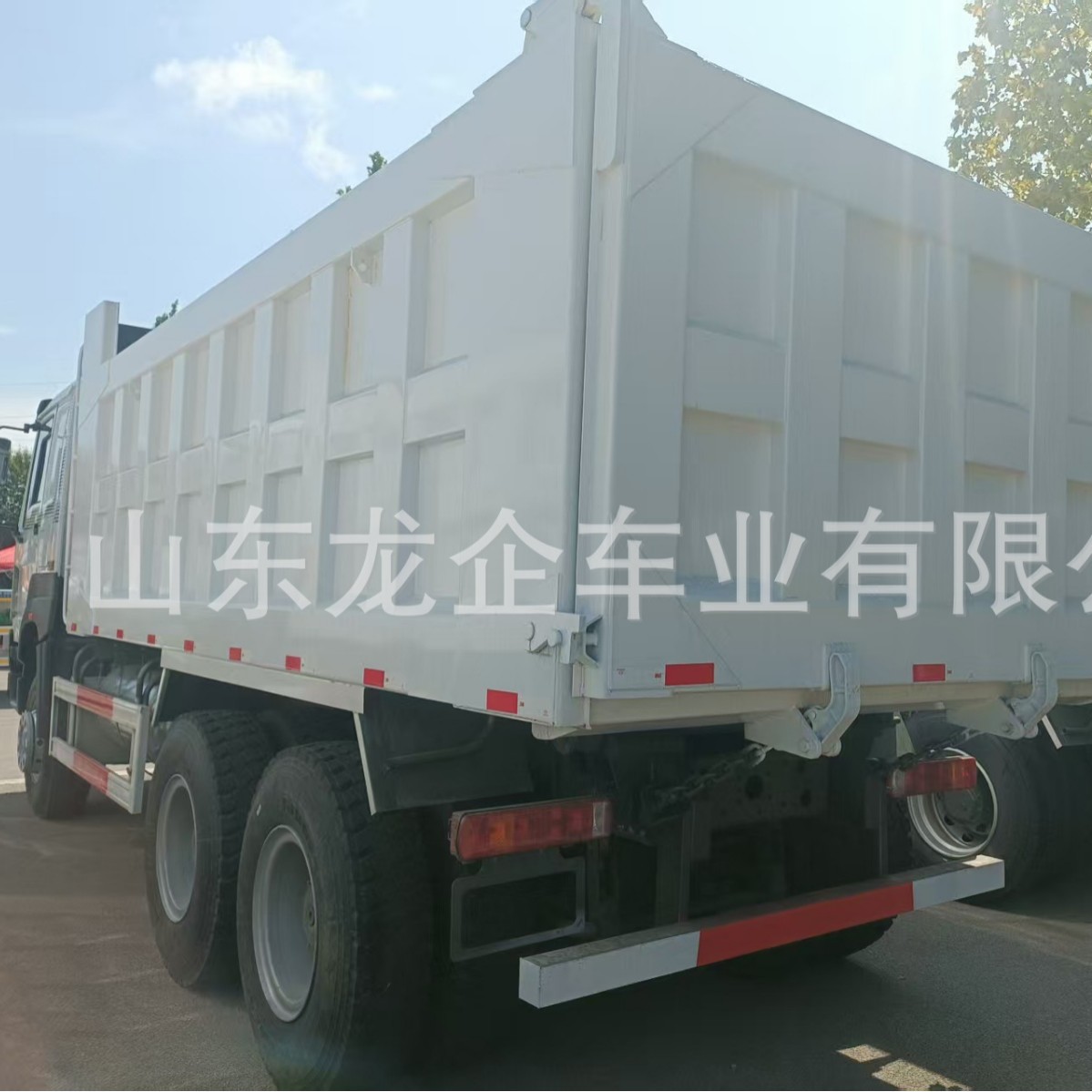 Exporting to Central Asia and Africa, Howo Rear Eight-Wheel Engineering Vehicle, Sinotruk Howo 6*4 Dump Truck Factory