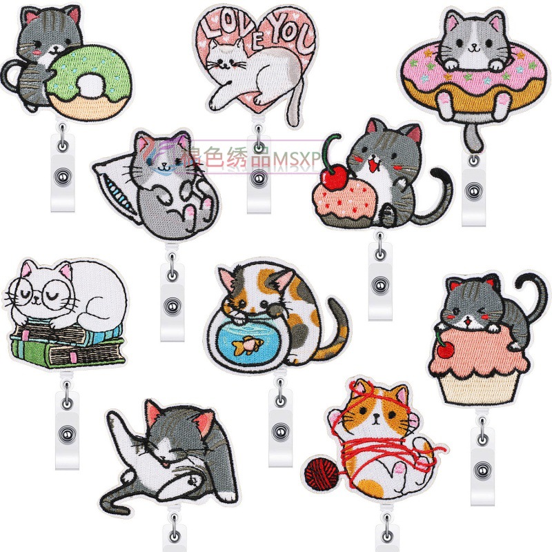 棉色小猫咪易拉扣刺绣布贴鳄鱼夹卡通猫咪补丁贴电脑绣花标易拉得