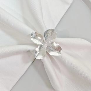 Cross-Border New European and American Accessible Luxury Niche Design Petal Napkin Ring High-End Hotel Metal Napkin Buckle Wholesale