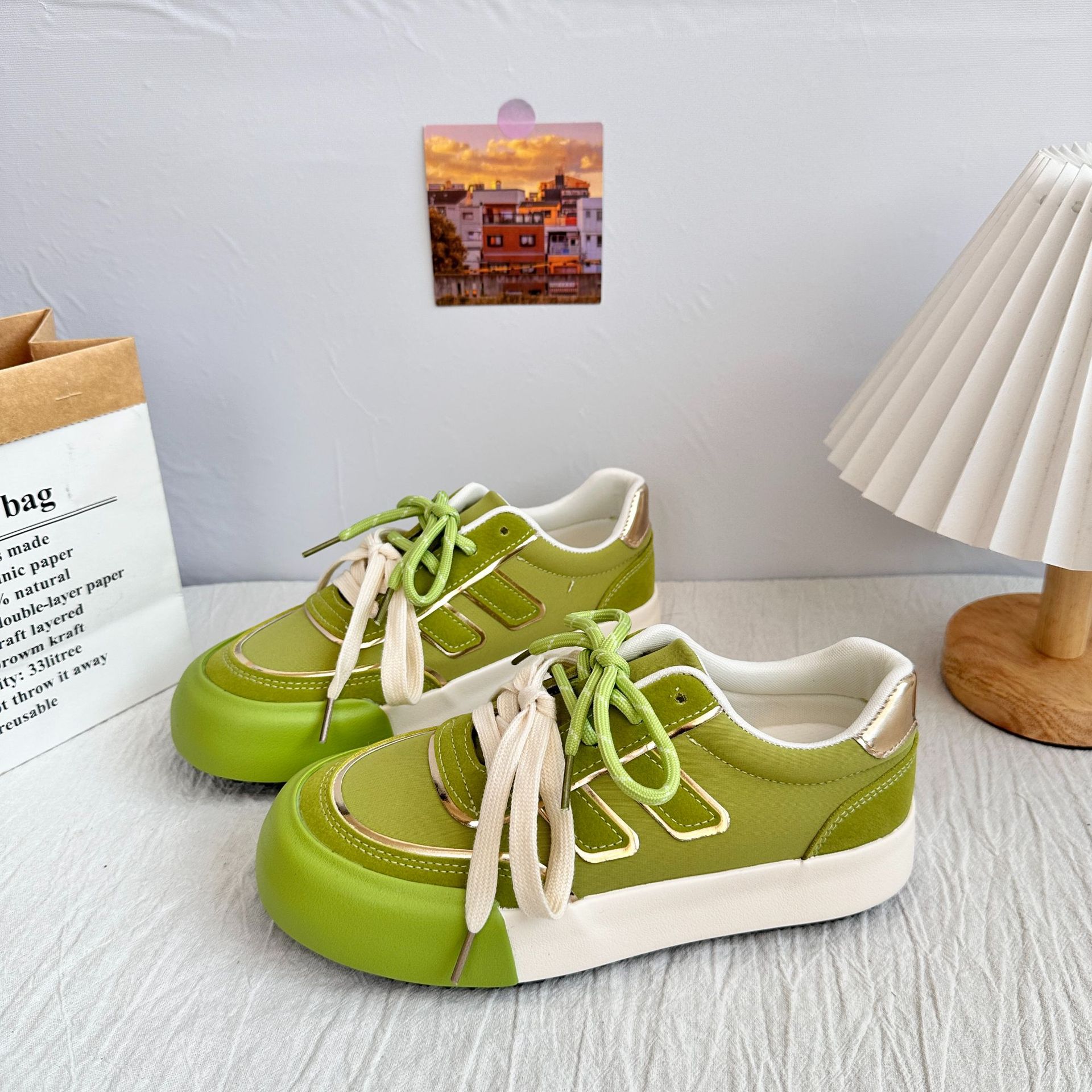 6634 plantillas de látex/zapatos blancos de suela gruesa, diseño de nicho retro de punta redonda para mujer 2025 nuevas zapatillas de deporte zapatos de entrenamiento alemán image 3