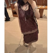 现货 2025早秋新款蕾丝飘带背心上衣带胸针 碎钻蕾丝短裙半身裙女