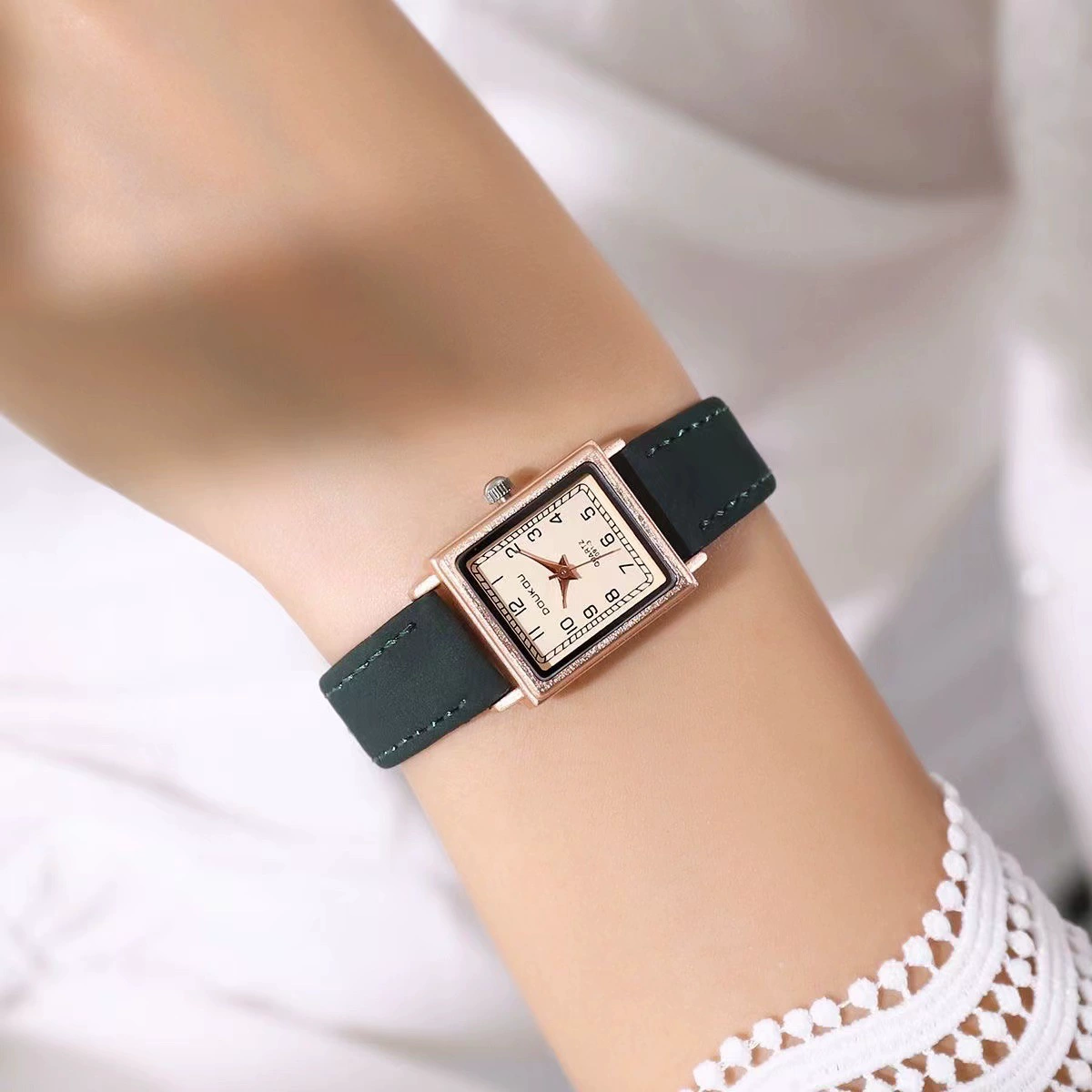 Women's Square Watch (Beijing Time) Quartz, PU Strap, 2.5 cm Dial, Minimalist Style