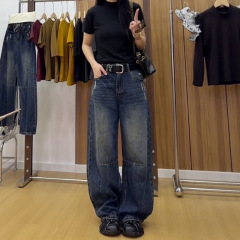 大码美式阔腿牛仔裤女秋季2025新款复古胖mm显瘦宽松直筒弯刀裤子