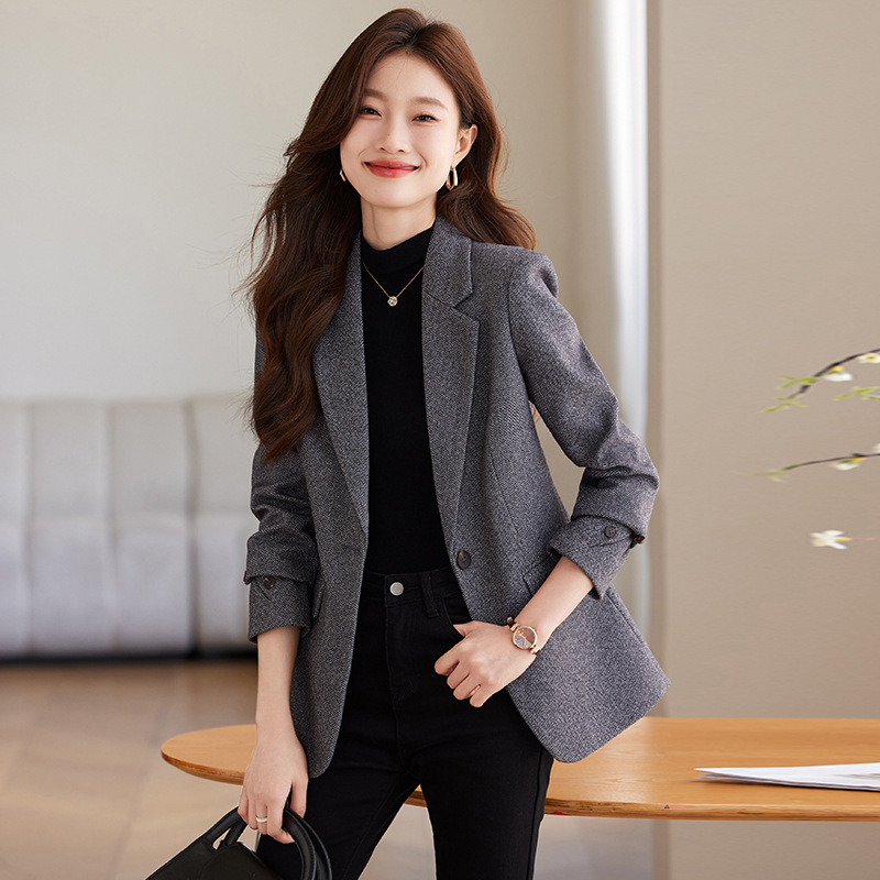 Grey Woolen Suit Jacket Women's Autumn and Winter 2024 New Slim-fit Retro Goddess Style Casual Elegant Suit Top