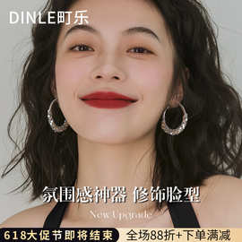 S925纯银针闪钻素圈耳环爆款高级感银色大圈耳圈方圆脸夸张耳饰