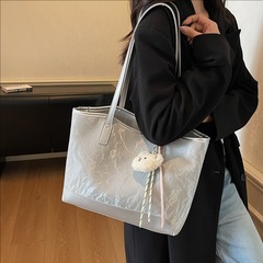 韩版潮流大容量托特包女2025新款女包简约休闲单肩包高级感腋下包