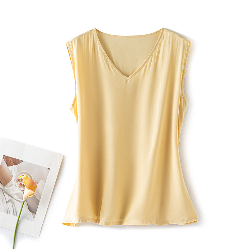 2026 Autumn New Cotton Silk Vest for Women, V-Neck Base Layer Top, Thin and Comfortable Sleeveless Inner Wear, Can Be Worn as Outerwear, Plus Size 2026 Autumn New Cotton Silk Vest for Women, V-Neck Base Layer Top, Thin and Comfortable Sleeveless Inner Wear, Can Be Worn as Outerwear, Plus Size
