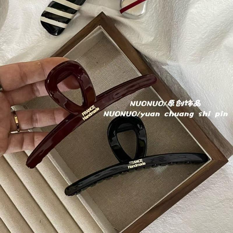 NUONUO South Korea New High-grade All-match Texture Letter New Shape Grab Clip Large Hair Grab Shark Clip Hair Accessories NUONUO South Korea New High-grade All-match Texture Letter New Shape Grab Clip Large Hair Grab Shark Clip Hair Accessories