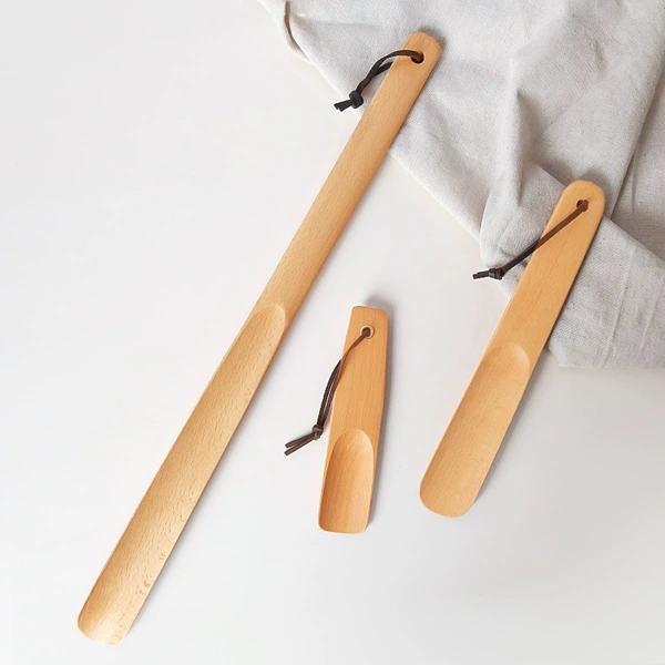 26cm beech wood shoehorn