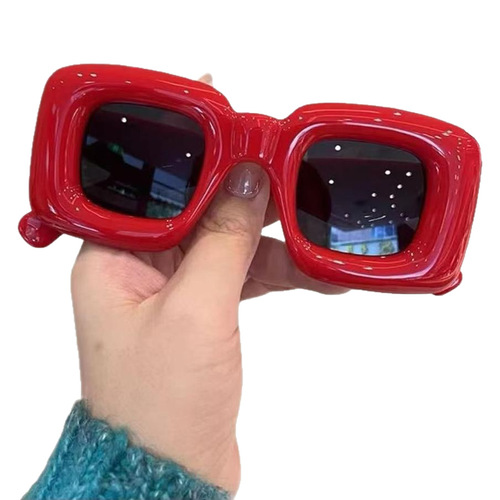 Whimsical and Fun Inflatable Feeling Cute Square Heart Sunglasses for Girls, Instagram Influencers, Trendsetters, Street Style, Personality Sunglasses