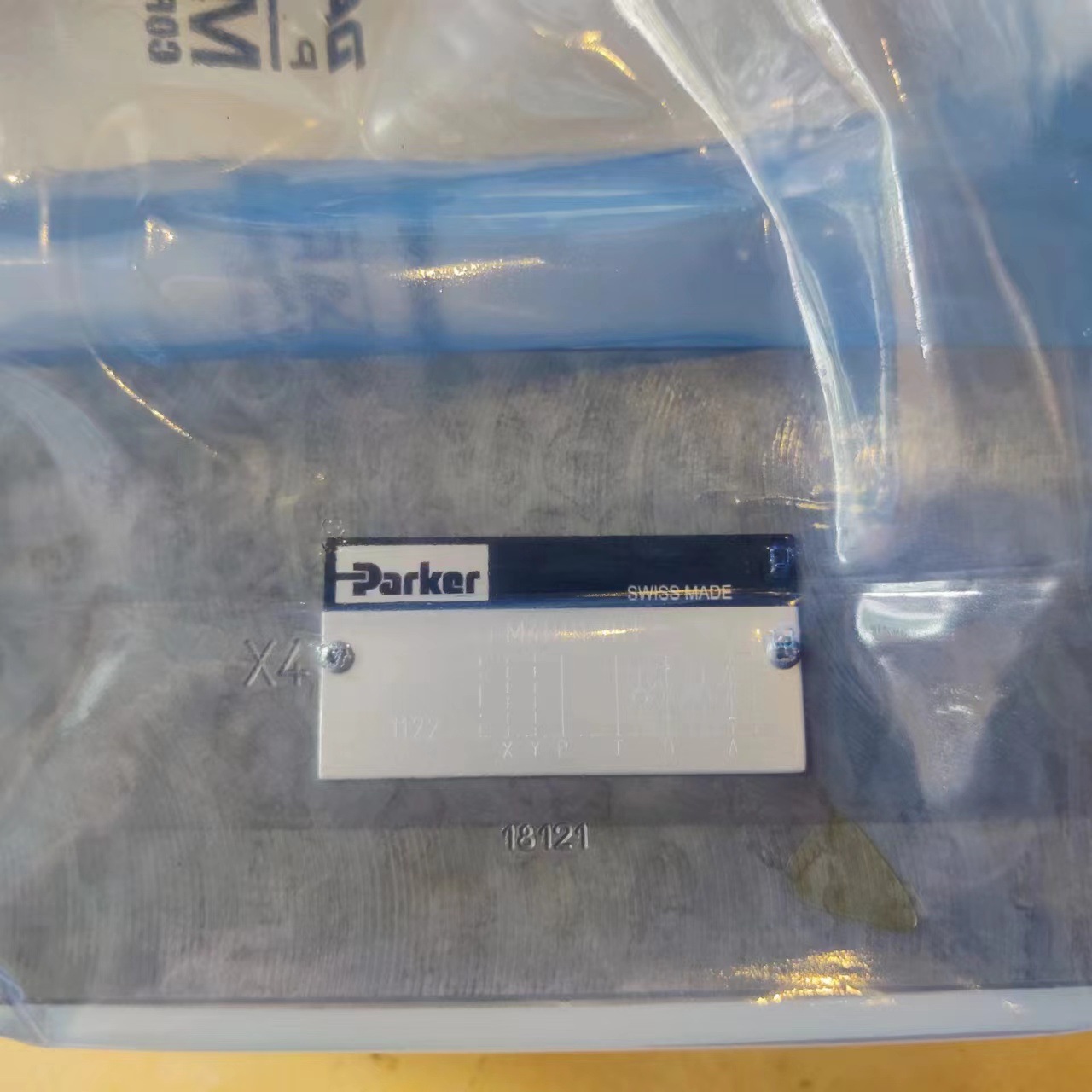 C040CA15001899N派克Parker原装电磁阀平衡阀阀块产品