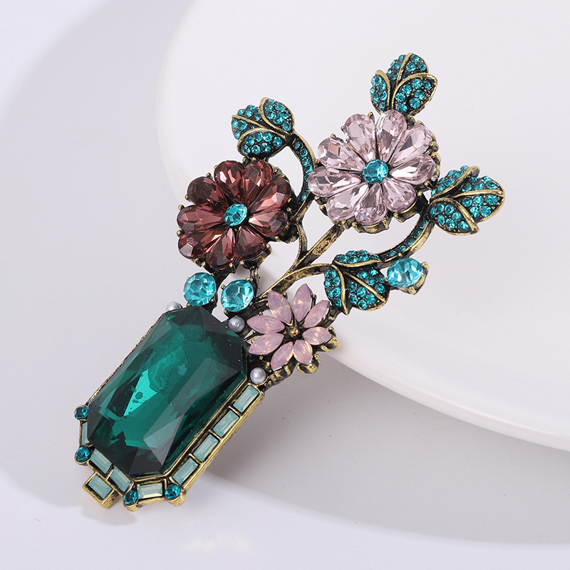 Flower Pattern Retro Pin Flower Alloy Inlay Rhinestones Women's Brooches