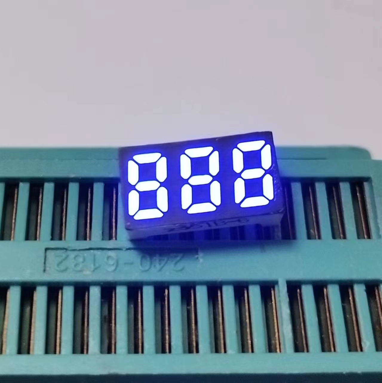 厂家直供LED数码管 小3个8不带点高亮蓝光单排6脚数码显示屏 2351
