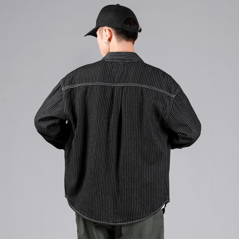 2023 Lente Nieuwe Casual Polokraag Denim Shirt Zwarte Verticale Streep Losse Denim Shirtjas voor Heren en Jeugd_voghion.com