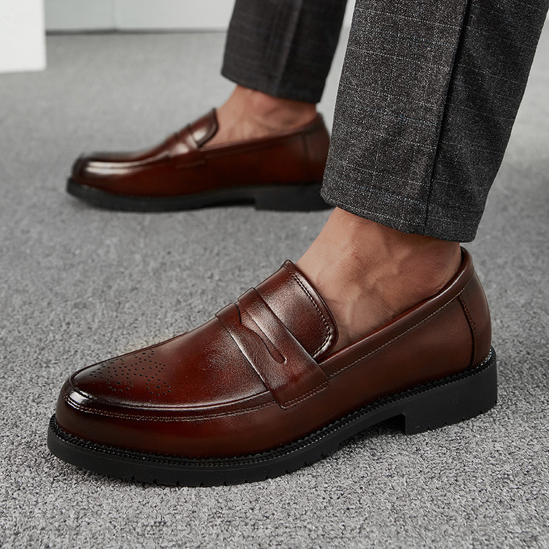 Spring Slip-On Loafers Cross-Border Large Size Formal Business Casual Shoes Carved Pointed Leather Shoes British Style Men's Shoes Spring Slip-On Loafers Cross-Border Large Size Formal Business Casual Shoes Carved Pointed Leather Shoes British Style Men's Shoes