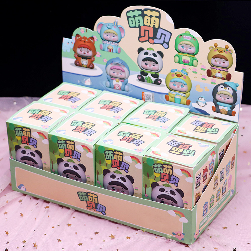 創意的で可愛い禅意小僧がブラインドケースを飾っています。|undefined