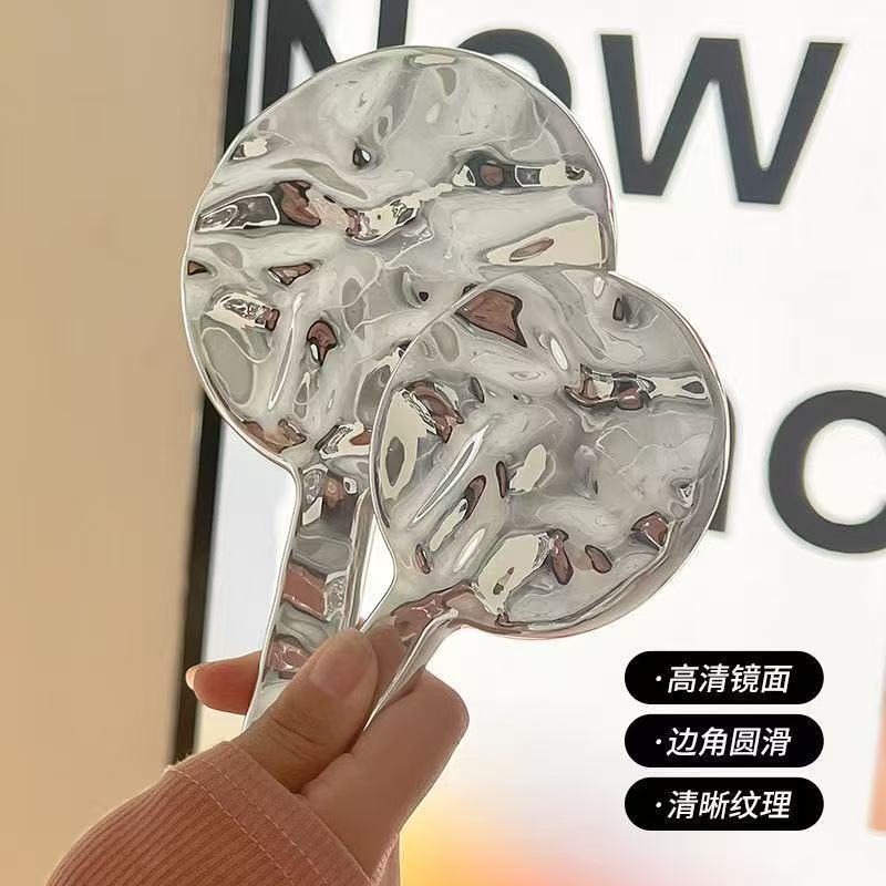 手持便携式化妆镜家用学生通用居家高级感高清镜面优雅公主风镜子|undefined