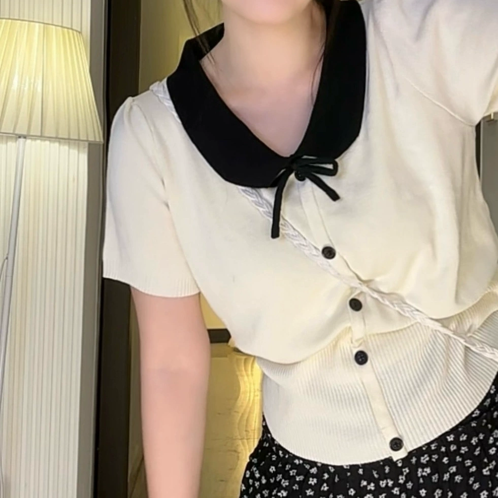 [Готовый запас] французский кукольный воротник, уменьшающий возраст, с короткими рукавами, трикотаж из ледяного шелка, контрастного цвета, универсальный топ для похудения, абрикосовый, черный