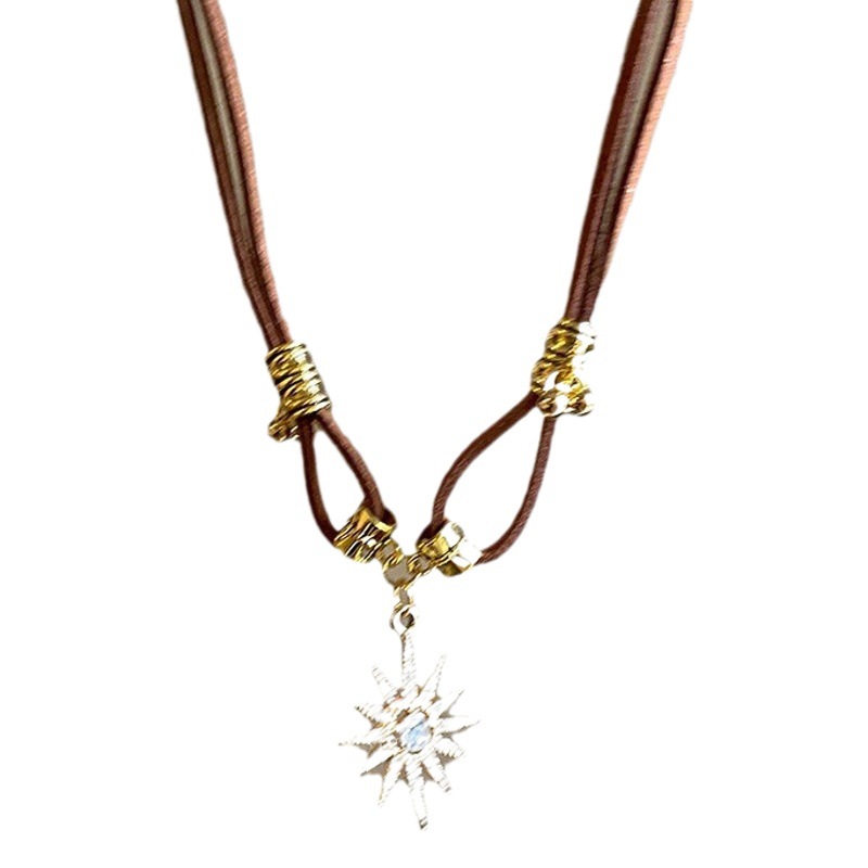 Maillard diamante sol campana collar francés retro diseño clavícula cadena elegante dulce fresco estilo collar al por mayor