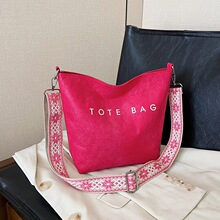 �羳ӡ����ĸ�����������2025�ļ��¿�r�жŰ�͹�����Ů��