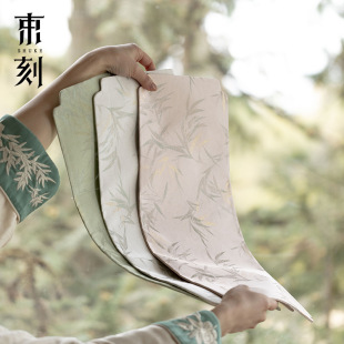 Double-Sided Waterproof Tea Mat with Carved Gold Silk Bamboo Pattern, High Aesthetic Value, Suitable for One Person, Dry Bubble Mat, Fabric Table Mat, Heat-Insulating Tea Mat