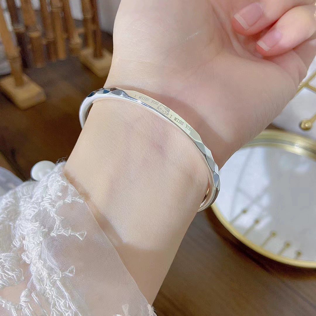 Bracelet (Hello Kitty) small cute silver-plated adjustable bangle, birthday gift