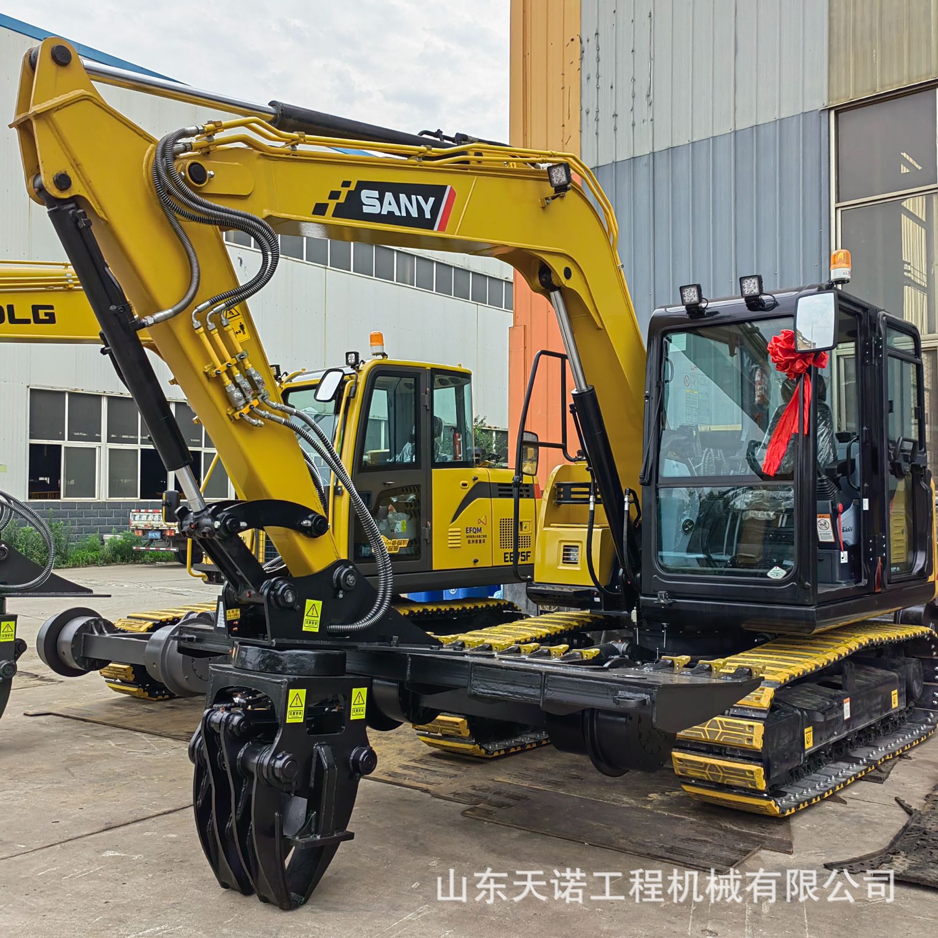 三一75 临工75挖掘机机械改装 公铁两用挖掘机改装