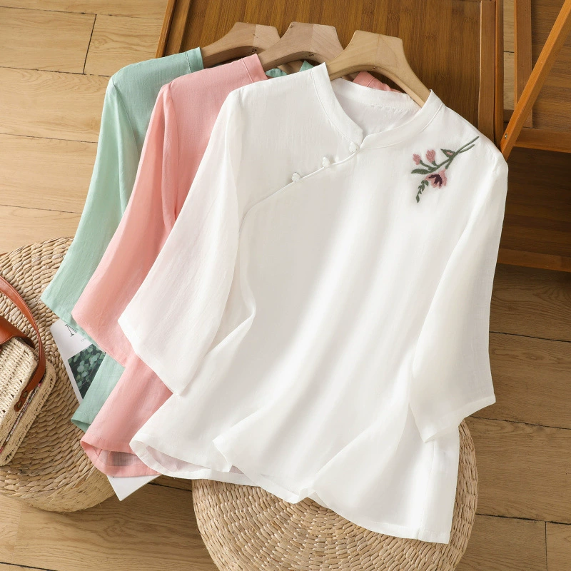 Фактический снимок новой женской рубашки в китайском стиле из хлопка и льна с рукавами четверть 2025 года с воротником-стойкой в ​​национальном стиле и рубашкой с косой планкой для женщин.