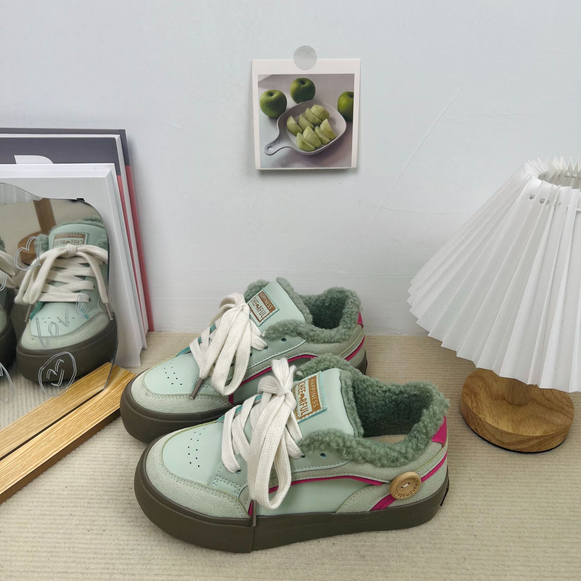 Nicho ins diseño zapatillas de deporte de las mujeres 2023 Otoño Nuevo Maillard low-top de color a juego con cordones de todo fósforo zapatos Casuales
