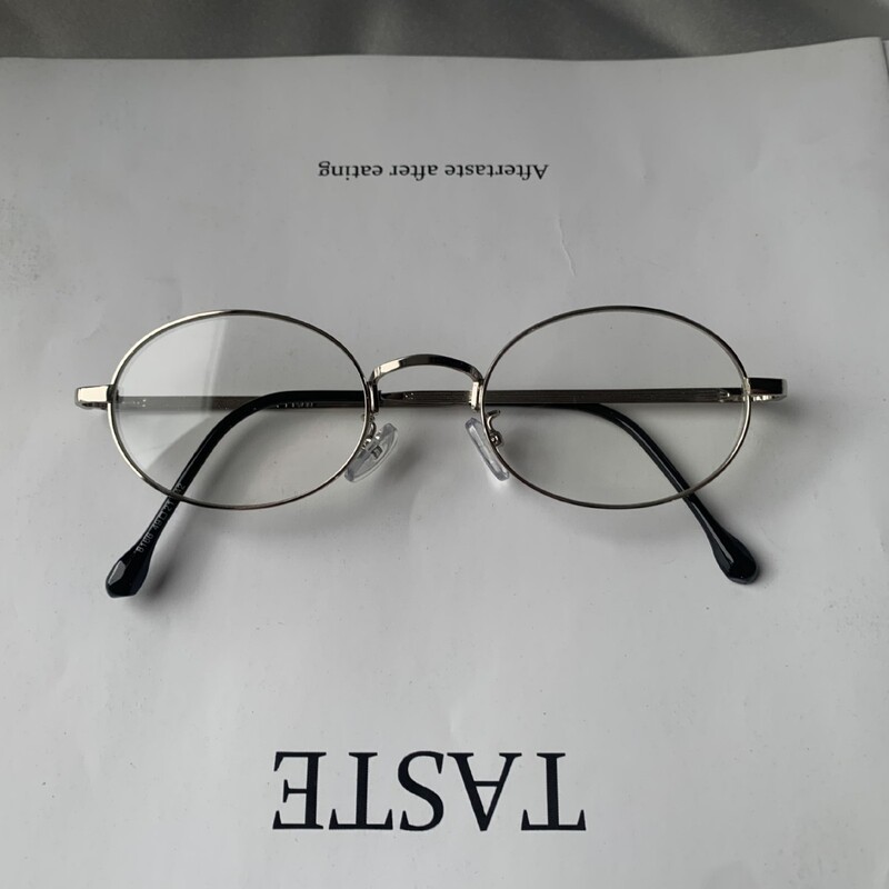 Retro Japanese gold small round frame flat glasses women's plain glasses frame small face glasses frame can be equipped with astigmatism degree
