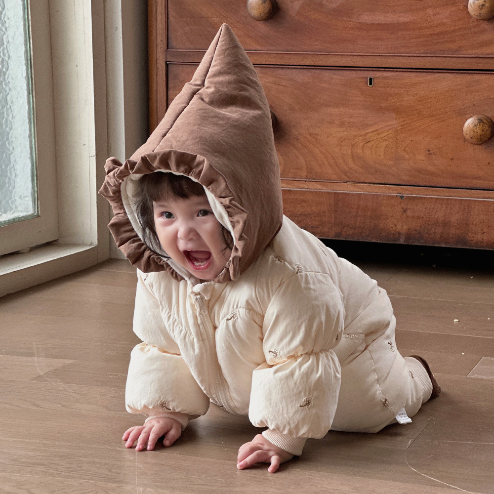2024 invierno engrosamiento cálido ropa de escalada ropa de salida versión coreana mameluco para bebés de estilo occidental 0-2 años mono para bebés 1
