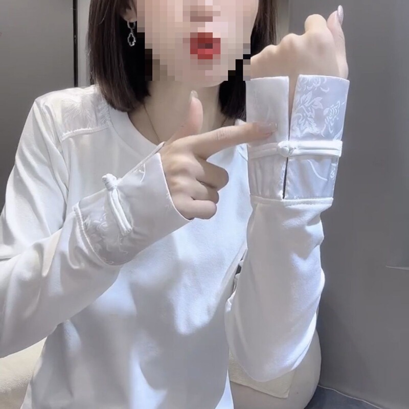 New Chinese Style 2025 Trendy T-Shirt with Buttoned Sleeves, Versatile for Spring, New Model New Chinese Style 2025 Trendy T-Shirt with Buttoned Sleeves, Versatile for Spring, New Model