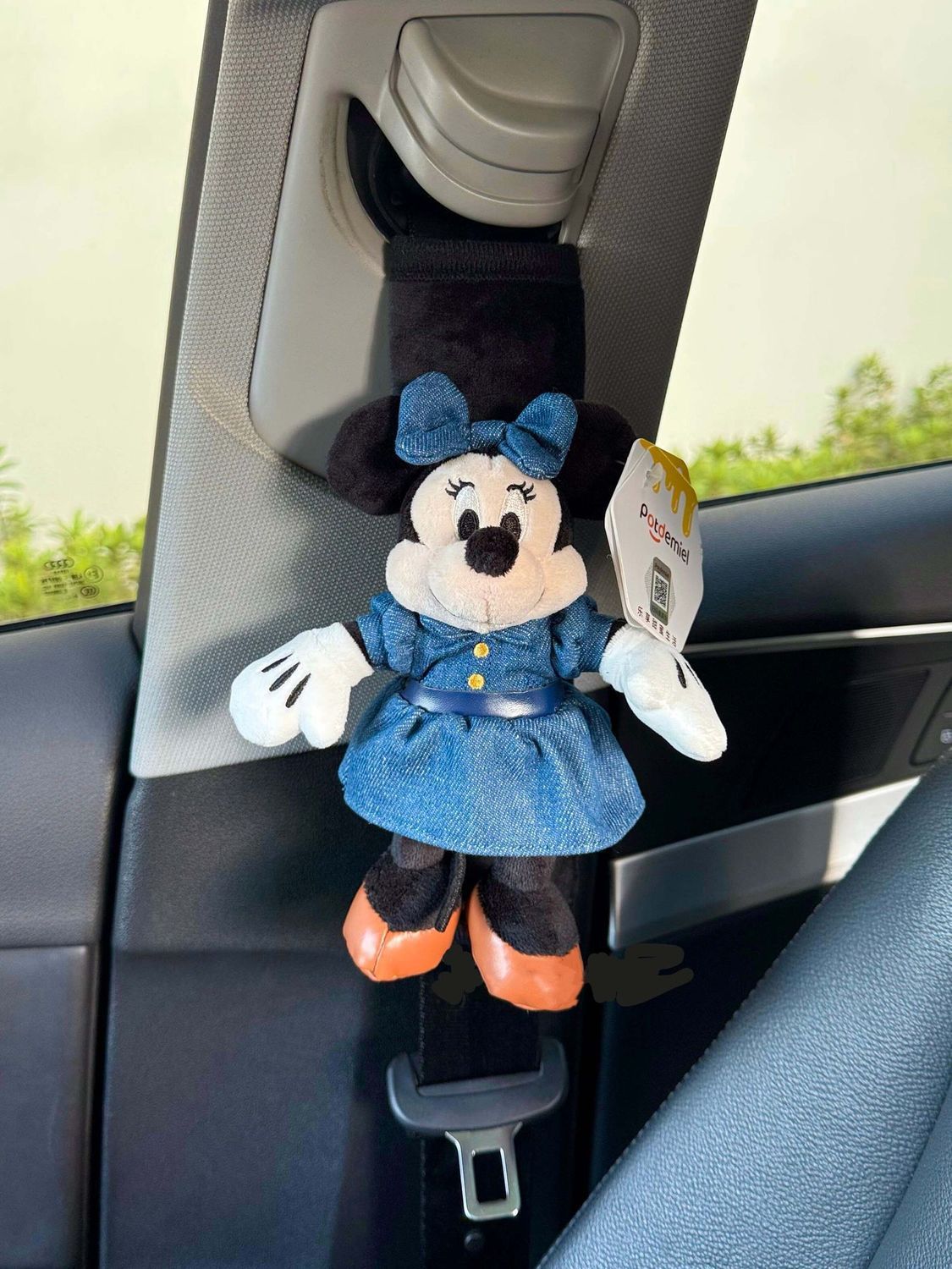 Mickey and Minnie car seatbelt shoulder pad, car interior seatbelt protector, anti-abrasion