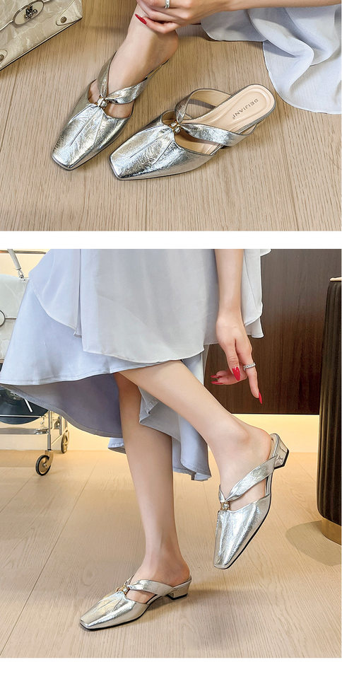 Dép sandal nữ bít mũi mũi vuông gót thô, họa tiết vân cừu nhún, quai hậu đi ngoài — Màu bạc, Màu kaki, Màu trắng be chi tiết 13