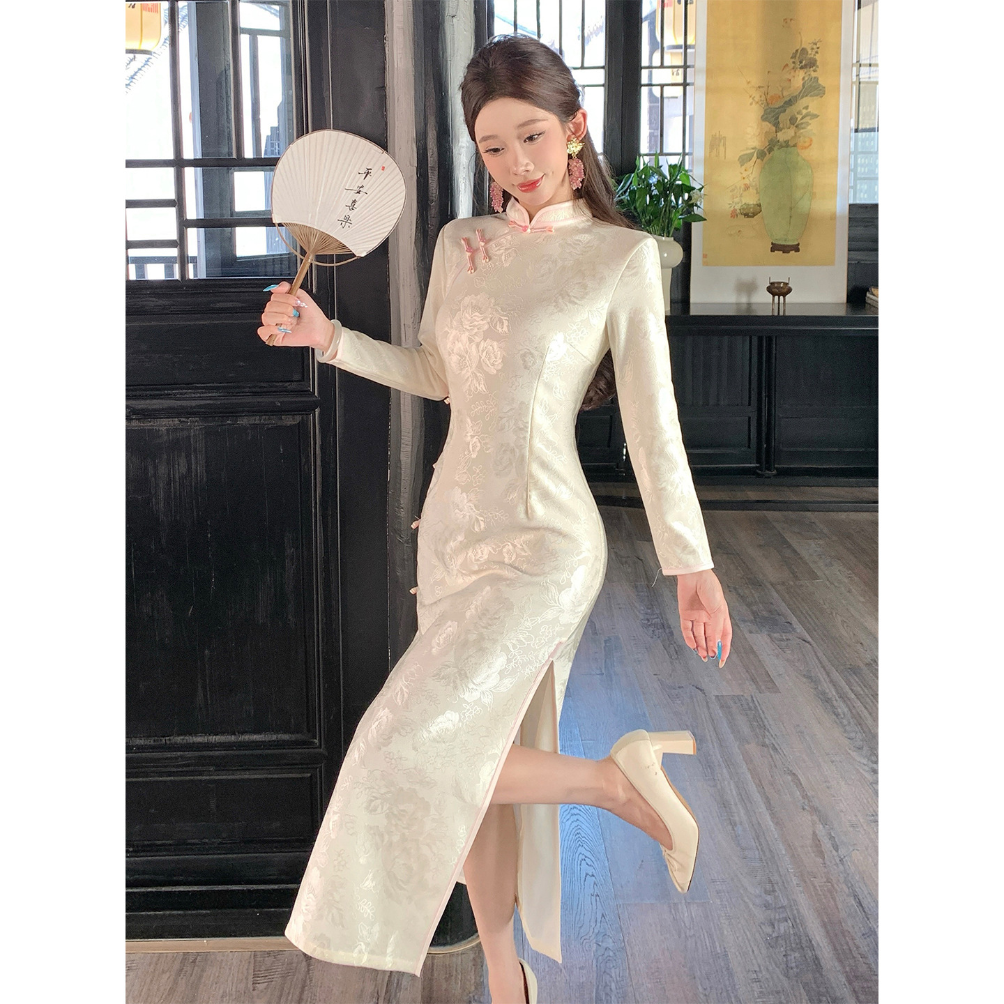 秋冬旗袍女新中式2025新款长袖订婚礼服平时可穿绝美气质高端改良