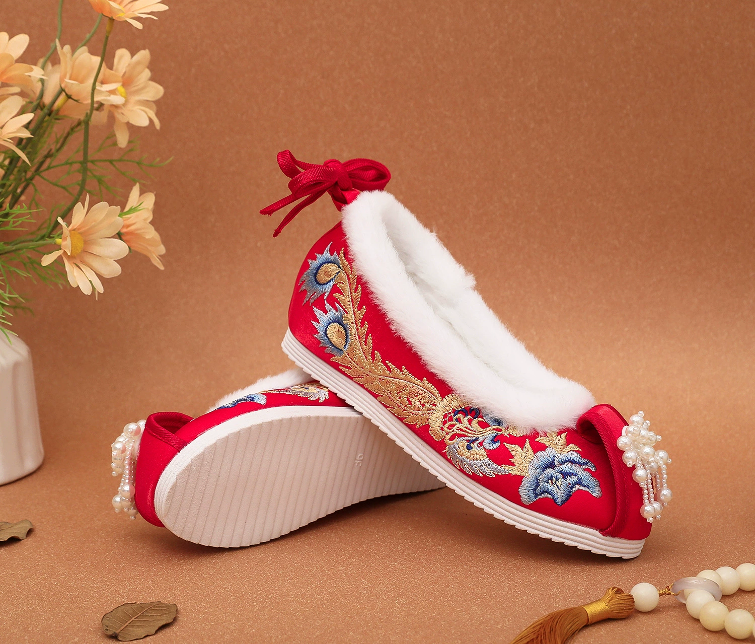 Hanfu Cloth Shoes (Qinglong) Phoenix Embroidery, Velvet with Wool Lining and Pearl Detail, Sizes 35–41