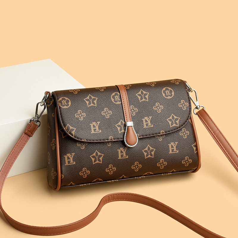 跨境中年妈妈包2025新款软皮洋气百搭中老年单肩斜挎包小包腋下包