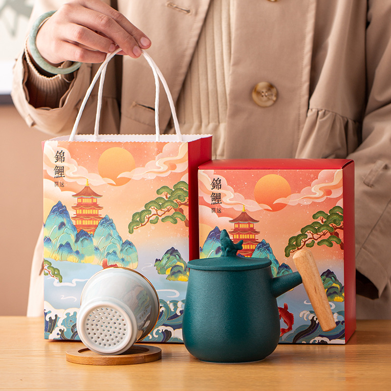 Koi taza con tapa de gran capacidad taza de agua de cerámica Oficina filtro taza de té hombres y mujeres personal marca de letras