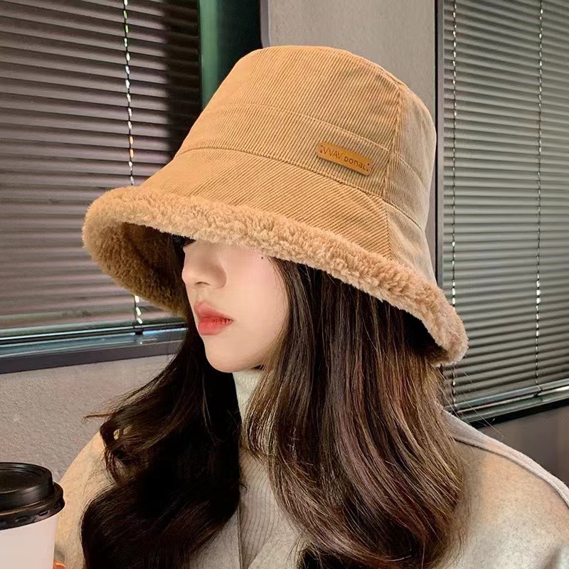 Lamb velvet double-sided fisherman hat-camel