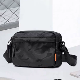 女士斜挎包;女士单肩包;休闲背包